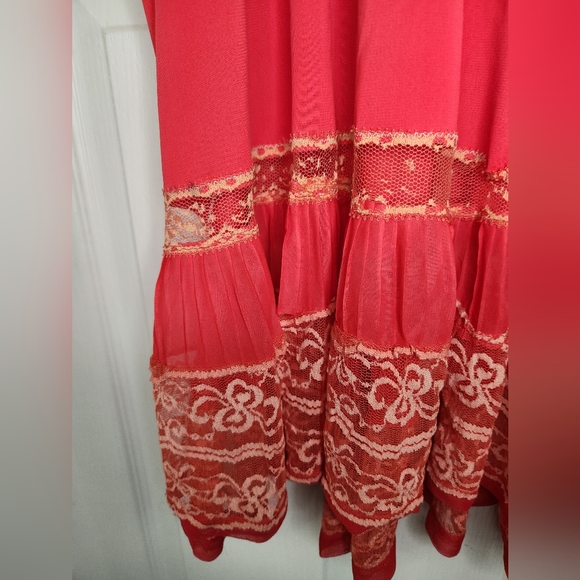Vintage Michelen Red Coral Lace Slip Lingerie Dress 60s 70s Medium Large - Picture 10 of 12